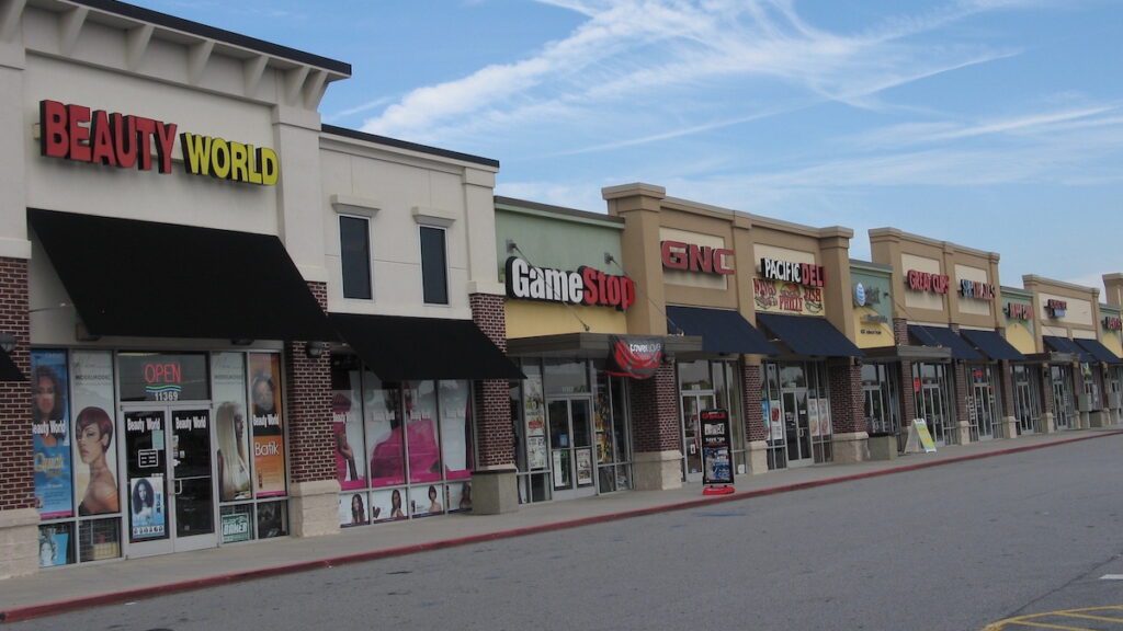 Inline (Multi-Tenant) Commercial Retail Real Estate