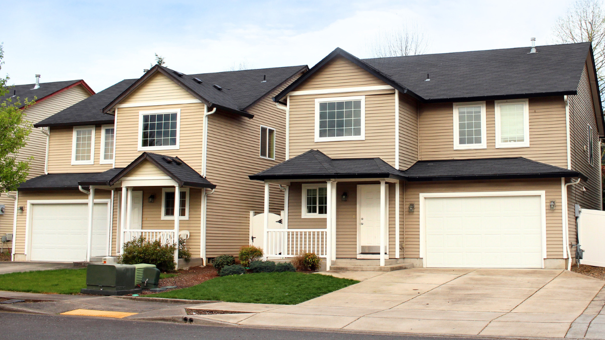HOA rental property townhomes showing reserve fund risks that can impact investor returns and expenses.