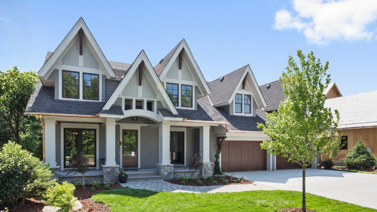 Beautiful new home that has great curb appeal.