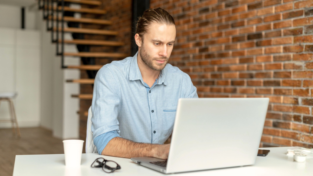 Tenant lead funnel mapping on laptop helps landlords track prospects from inquiry to lease signing.